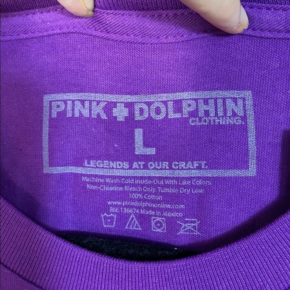 Pink + Dolphin Purple Graphic T-Shirt with Dolphin Design size Large - Picture 6 of 7